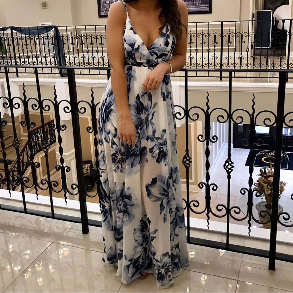 Maxi dress